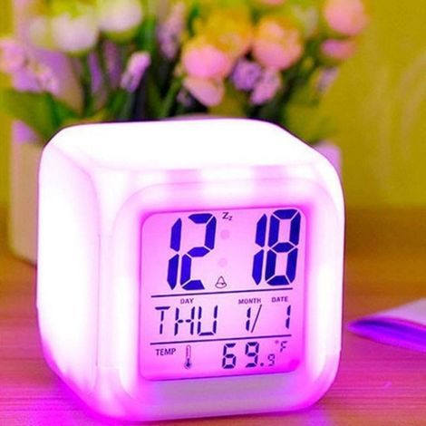 Würfelförmiger Nachtlichtwecker, 7 Farben, digitale LED-Uhr, Wohndekoration