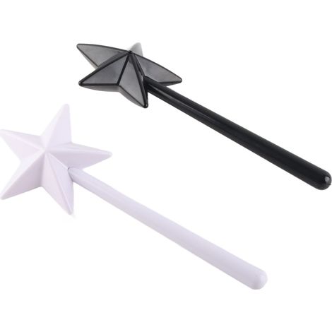 Zweiteiliges Set aus Salz- und Pfefferstreuern aus Kunststoff mit Holzdekor, schöner Stern-Salzstreuer, schwarz-weiß, Küchenaccessoires (1/5)