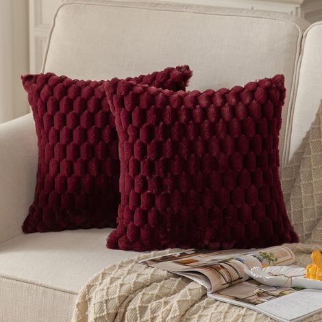 Lot de 2 Doux Peluche Moelleux décoratif Housses de Coussin Fausse Fourrure Laine Velours Taie d'oreiller Canapé Chambre à Coucher Le Salon Rouge foncé 45 x 45 cm (1/5)