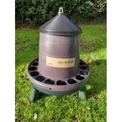 Mangeoire pour volailles en plastique recyclé 4kg – Écologique – Sur pieds – Pour poulailler et basse-cour – Gaun (1/4)
