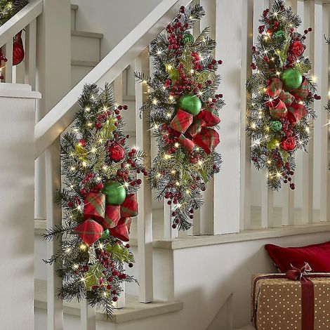 Guirlande de Noël 2023 pour escalier, guirlande lumineuse LED avec cordon lumineux, décoration de Noël pour rampe d'escalier et balustrade. (1/5)