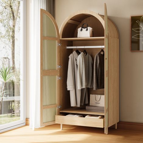 Armoire avec penderie et tiroirs, portes incurvées effet rotin, coloris naturel DESVIAE (1/5)
