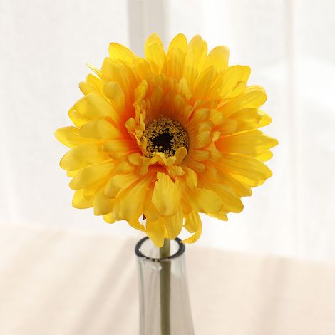 VURAHOME - 15 pièces Artificielle Soie Marguerite Fleurs Faux Gerbera Fleurs mariée Mariage Bouquet pour la Maison de Mariage Bricolage pièce maîtresse décoration (jaune) (1/5)