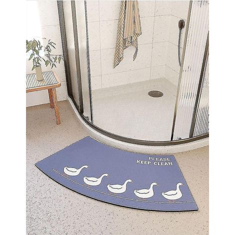 Tapis de douche d'angle Mott 50 à séchage rapide, antidérapant et incurvé, pour douche ronde. Tapis absorbant et doux pour salle de bain, confortable et facile à poser au sol. Dimensions : 50 x 80 cm. (1/5)