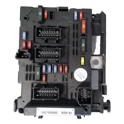 [PRODUIT D'OCCASION] Boite A Fusibles PEUGEOT 206 ♻️ Ref Oe. Bsmb4 - Garantie à vie (1/4)