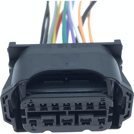 Die Teilenummer 1-1452335-9 ist kompatibel mit BMW Scheinwerfersteckern DJ7121W-1.5 2.8-21 (schwarz) die Teilenummer 1-1452337-1 ist ein einfacher Stecker.