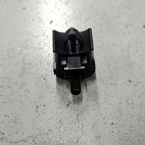 Der Temperatursensor 969850X000 ist für Hyundai Kia 96985-3X000 geeignet. (1/5)