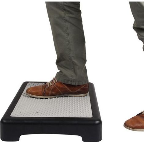 Marchepied d'extérieur 9 cm – Surface antidérapante – Charge maximale 135 kg – Pour accès sécurisé aux seuils de porte – Aidapt