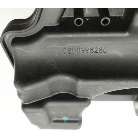 Le réservoir à dépression V756091680 est compatible avec les modèles Peugeot 208, 3008, Citroën C4L, C5, DS5 et DS6 Mini. Ce réservoir assure la réserve de dépression nécessaire au servofrein, garanti (1/4)