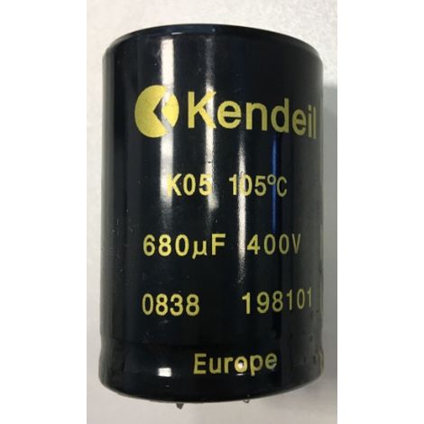 Condensatore 680 µF, 400 Volt