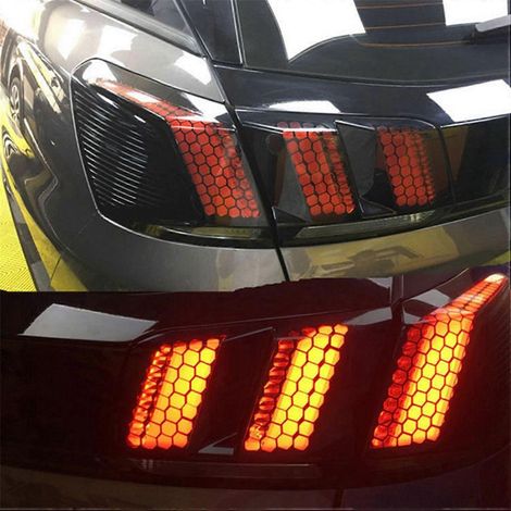 Hohlwabenförmiger Aufkleber für Auto-Rückleuchten, universelle Rückleuchtenabdeckung, schwarz