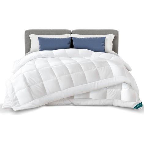Couette 4 Saisons 220x240 cm 3 en 1 200g/m² 300g/m² 500g/m² Couette Hiver en Microfibre Couverture Douce avec Rembourrage Moelleux Blanc (1/5)