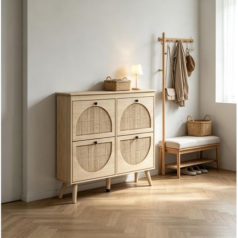 Kompakter Schuhschrank aus Naturholz mit Rattanfront OKWISH (1/5)
