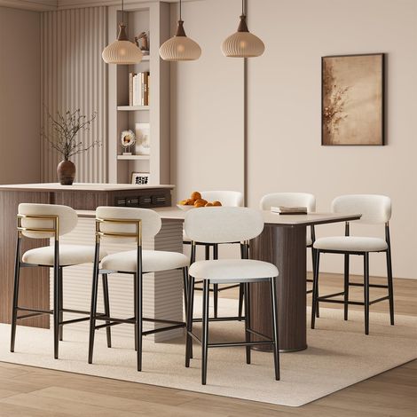 Tabouret Bar, Tabouret de Bar Lot de 6, Chaise de Bar avec Dossier Enveloppant et Mousse Haute Densité, Pieds en Métal Noir et Détails Dorés, Convient aux Cuisines, Cafés et Bars, Beige (1/5)