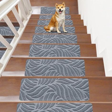 Tappetino antiscivolo per scale, 15 pezzi, 55 x 19 cm, autoadesivo, per uso interno, ritagliabile e riutilizzabile, per la protezione di animali domestici e anziani. (1/5)