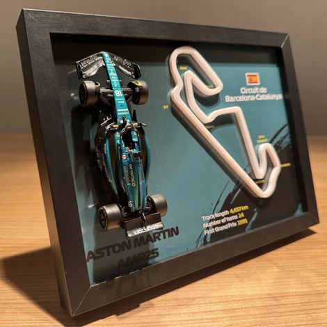 Telaio con vettura Aston Martin - Circuit de Barcelona Catalunya 77245 (1/4)