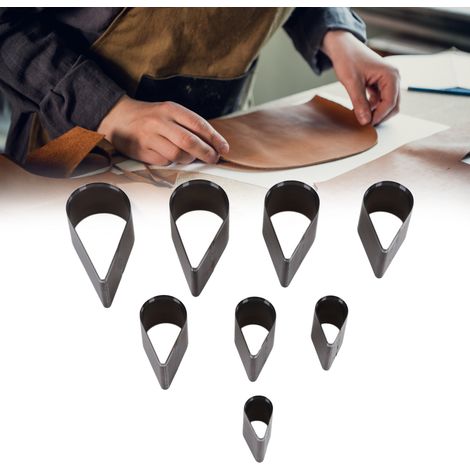 Set aus 8 tropfenförmigen Lederschneidformen, handgeschnitten. (1/5)