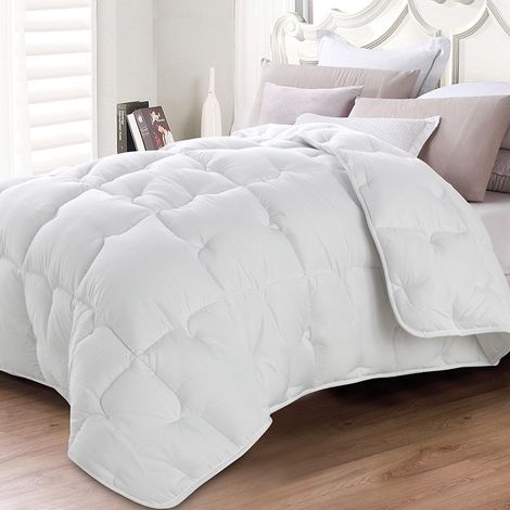 Couette Siberie 140x200cm Grande isolation thermique Nomade & Compacte 700g/m2 BLANC