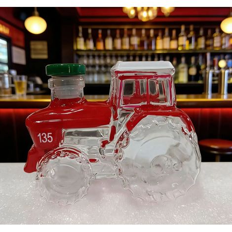 Carafe à whisky en forme de tracteur rouge (couvercle vert), bouteille en verre originale sur le thème de la ferme, idéale pour la décoration de bar et les cadeaux aux agriculteurs. (1/5)
