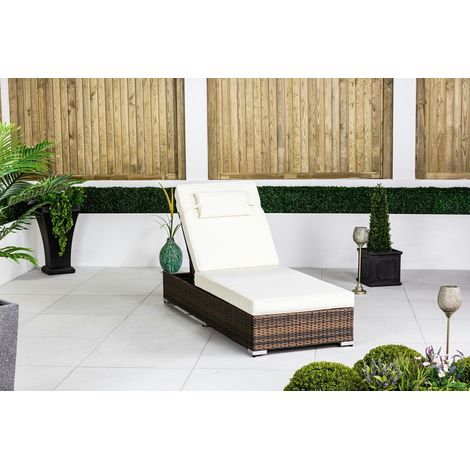 GIARDINO Rattan Sun Lounger Luxury Rattan Sunbed for Garden & Patio Furniture (1/5)