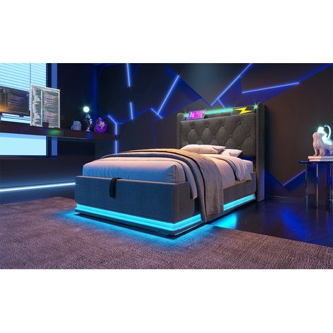 Lit individuel. Structure en LED. Touche d’impression/appareil de contrôle à distance. Dimensions : 90×200 cm. Matériau : lin gris. Lit avec matelas. Possibilité de charger le téléphone via port USB T (1/5)