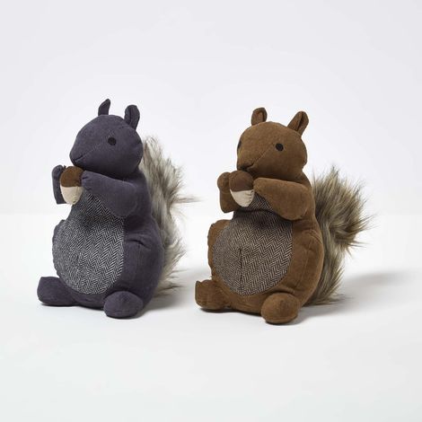 HOMESCAPES Luxury Fabric Squirrel Doorstop Set of 2 (1/5)