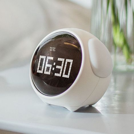 Multifunktionaler LED-Wecker, dekoratives Design, kleiner Hund mit Gesichtsausdruck, Nachtlicht, Sprachalarm, weiß, Lithium-Kunststoff