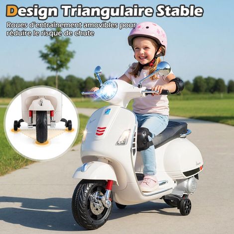 Moto électrique Vespa 12 V sous licence pour enfants, moto 4 roues avec musique, klaxon, histoires et roues stabilisatrices pour 3-6 ans - blanc (1/5)