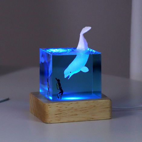 Veilleuse requin plongeur, lampe de table, lampe artisanale en résine, décoration marine 3D en résine, veilleuse lumineuse (mégalodon/baleine). (1/5)