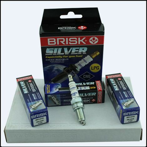 A kit 4 candele specifiche gpl metano (1/2)