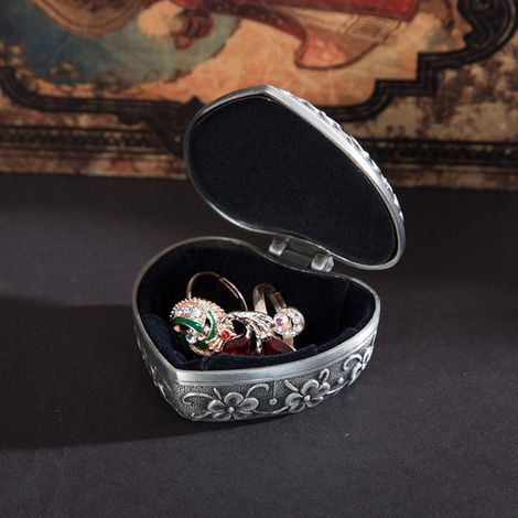 1 Vintage-Schmuckkästchen in Herzform, Schmuckkästchen aus Metall, Gastgeschenk zur Hochzeit, 6 x 6 x 3,4 cm (1/5)