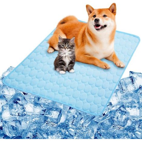 Tappetino rinfrescante blu riutilizzabile e lavabile in seta ghiaccio, morbido, ideale per cuccioli e gattini. (1/5)