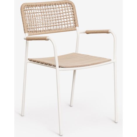 Silla de jardín apilable con reposabrazos en acero y madera de acacia Tilda SKLUM (1/5)
