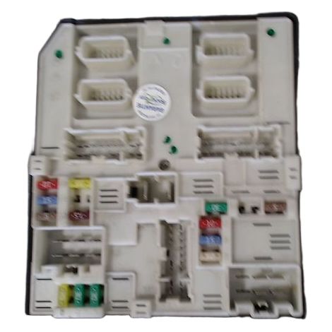 [PRODUIT D'OCCASION] Boite A Fusibles RENAULT Megane ♻️ Ref Oe. 284b79800r - Garantie à vie (1/5)