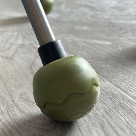 4 pieds de chaise en caoutchouc antidérapants, pour les aventures en camping (vert olive) (1/5)