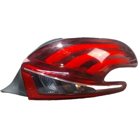 [PRODUIT D'OCCASION] Feu Arriere Droit PEUGEOT 208 ♻️ Ref Oe. 9825601180 - Garantie à vie (1/3)