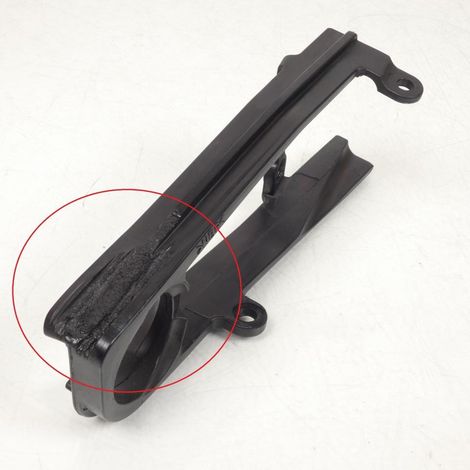 [PRODUIT D'OCCASION] Patin de chaîne origine pour moto Suzuki 600 Gsx-R 2004 à 2005 (1/3)