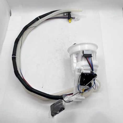 Die Referenznummer A2114704094 ist für Mercedes-Benz CLS63 AMG, CLS550 und CLK350 geeignet. (1/4)