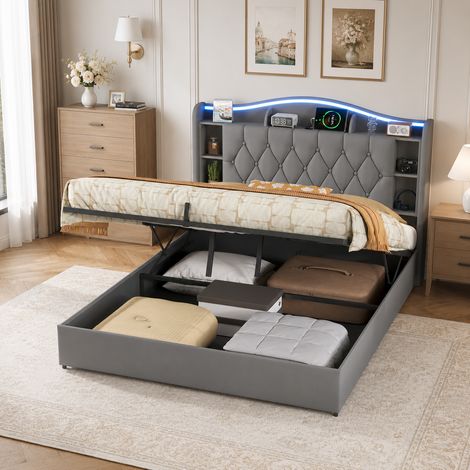 Lit Coffre 160x200 cm avec LED et USB, Lit Double Rembourré avec Rangement Hydraulique, Cadre de Lit Adulte avec Tête de Lit, Étagères Ouvertes, Gris (1/5)