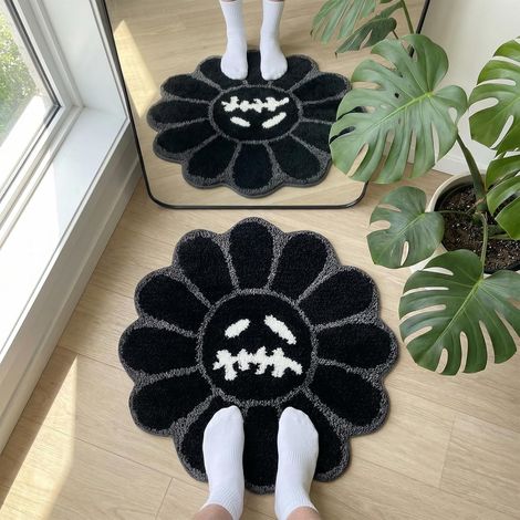 Tapis « Happy Face » psychédélique, design graphique, tapis de salle de bain tufté (noir, 60 cm), envers antidérapant tapis gothique tête de mort pour Halloween. (1/5)