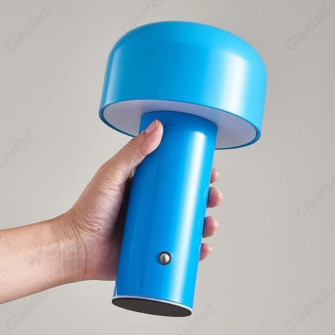 Lámpara de escritorio con forma de seta: ajuste de brillo con un solo botón, carga USB.