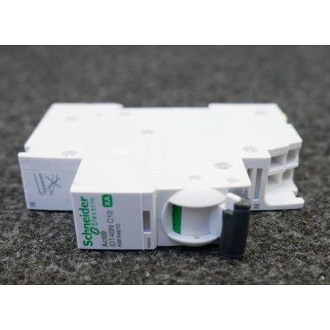 Disjoncteur 10A 1P+N courbe C 6-10kA bornes auto pour rail DIN modulaire iDT40N XA SCHNEIDER