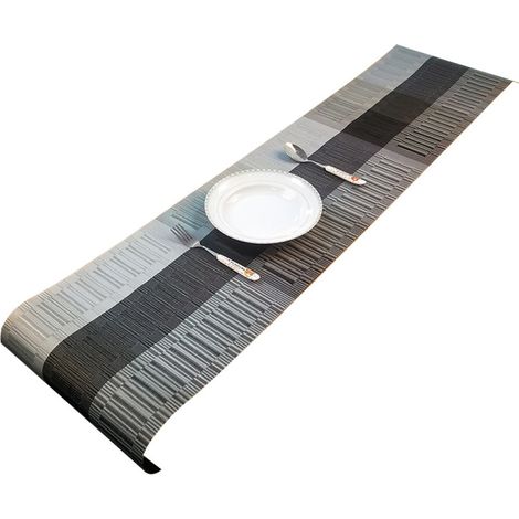 Nappe à rayures minimaliste moderne avec motif patchwork multicolore et long chemin de table. (1/5)