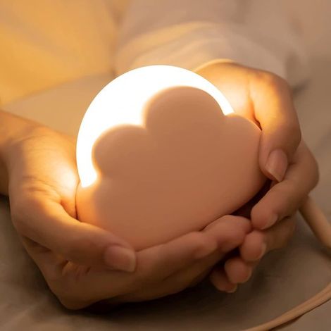Lampada notturna a LED, graziosa mini lampada da scrivania in plastica a forma di nuvola con tracolla, 4 livelli di luminosità, ricaricabile tramite cavo USB. (1/5)