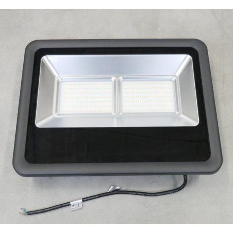 Projecteur exterieur LED 150W noir 426.7x342x77mm 3000K 120° 230V non-dimmable IP65 TORNADO 2 Trajectoire (1/2)