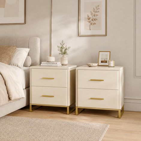 Pack de 2 mesitas de noche 40 x 40 x 50 cm, mesas auxiliares para salón y dormitorio, tapizadas en terciopelo con patas de metal dorado y 2 cajones, beige (1/5)