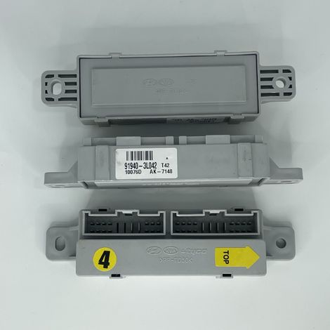 Imported Hyundai Kia fuse box 91940-3L042