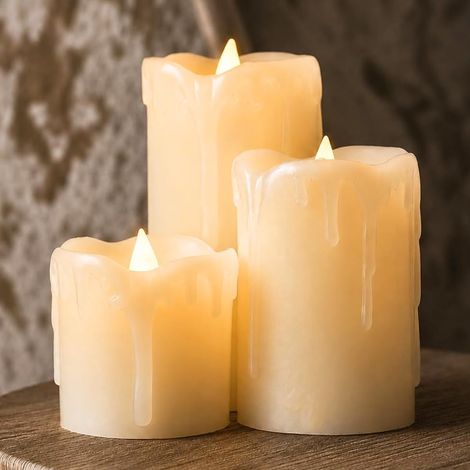 Lumières festives Lot 3 Bougies LED Effet Flamme Vacillante en Cire Effet Fondu Type Pilier Eclairage Ultra Réaliste Décoration Intérieure (Piles Inclusives) (Lot 3) (1/5)