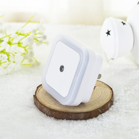 Veilleuse LED intelligente avec contrôle de la lumière, lampe de chevet/éclairage de couloir pour chambre à coucher, 110-220 V, blanc, prise américaine (1/5)