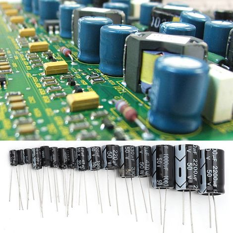 Assortiment de 150 condensateurs électrolytiques, 50 V, 1 µF - 2200 µF (1/5)